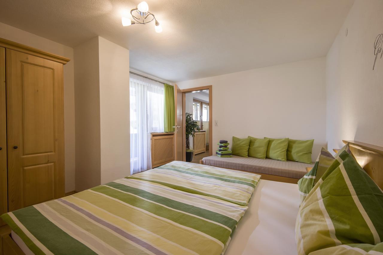 Berghof Geisler Aparthotel Finkenberg Exterior photo